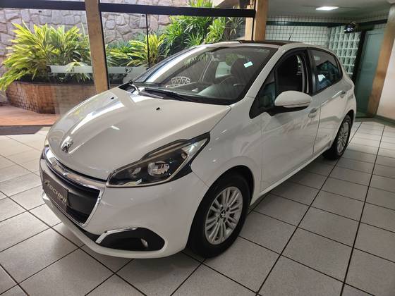 PEUGEOT 208 1.6 ALLURE 16V FLEX 4P AUTOMÁTICO PEUGEOT 208 1.6 ALLURE 16V FLEX 4P AUTOMÁTICO
